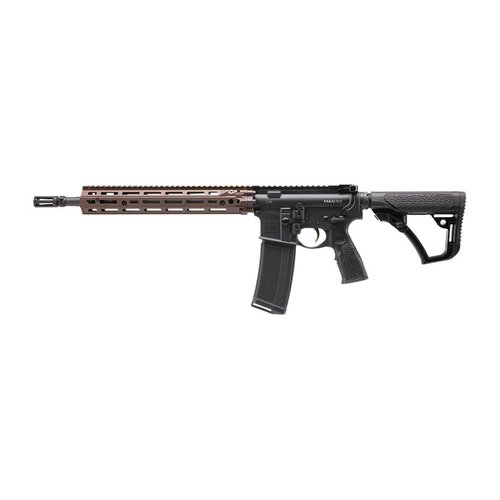 Il fucile DD4 M4A1RIII offre un design ambidestro, un sistema RIS III leggero con attacco M-LOK e una canna da 14.5" con soppressore per prestazioni ottimali.
