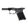 Il telaio SCT 19 offre ergonomia avanzata con texture aggressiva, beavertail esteso, e compatibilità con parti Glock Gen 1-3 e caricatori Glock 19.