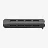 Le nuove handguards M-LOK® B5 Systems per AR-15 offrono ergonomia migliorata, costruzione durevole, e sei punti di attacco M-LOK® per massima versatilità.