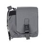 Il Mutant Pouch offre un sistema di stoccaggio versatile con doppia chiusura, scomparti per radio e accessori, compatibile con vari sistemi MOLLE.