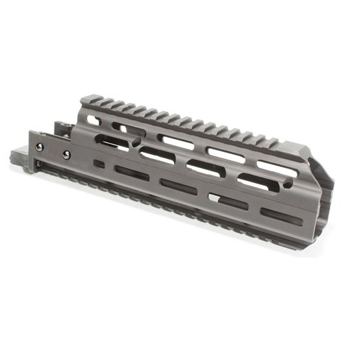 Il Gen-3 Hand Guard offre funzionalità avanzate, compatibilità M-LOK, design semi-flottante per ridurre le vibrazioni e mantiene la funzionalità AK per pulizia e baionetta.