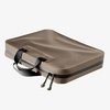 Il DAKA Double Pistol Case offre protezione, maniglie per il trasporto e scomparti per pistole e caricatori, tutto in un design resistente e impermeabile.