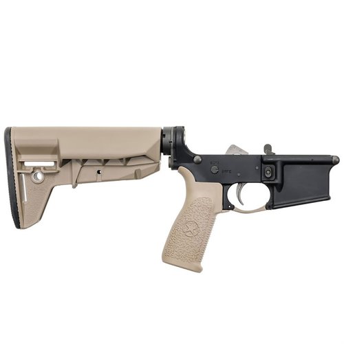 Il lower AR-15 BCM4 offre un sistema di mitigazione del rinculo MK2RMS, un calcio Mod 2 SOPMOD e componenti di alta qualità per prestazioni superiori.