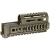 Il AK Alpha Series Quad Rail Handguard offre flessibilità totale, design robusto, installazione senza modifiche permanenti e numerosi punti per accessori.