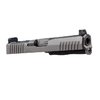 Il DUSK G19 GEN3 offre un design innovativo, compatibilità con ottiche, canna in acciaio inox PVD e serrature per un facile utilizzo e maggiore versatilità.