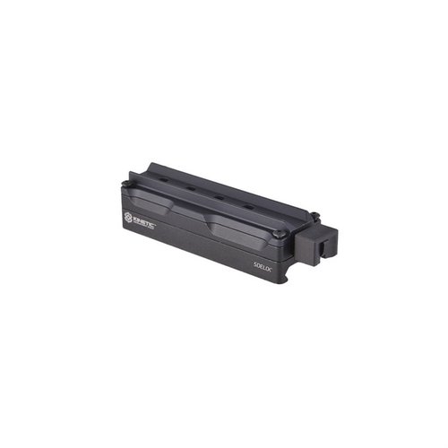 Il montaggio Sidelok QD per ACOG offre un design a pulsante, mantenendo lo zero e consentendo due posizioni di montaggio per un'ottimale ergonomia e compatibilità.