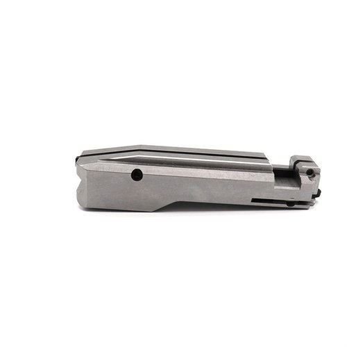 Il bolt KIDD per Ruger 10/22 è realizzato in acciaio CNC, con testa di sparo e estrattore, garantendo funzionamento fluido e accensione affidabile.