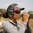 DEFIANT EYEWEAR montatura nera e lente grigia polarizzata con specchio rosso