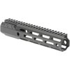 L'handguard MOD 4 di Aero Precision in alluminio 6061-T6 offre robustezza, design ergonomico, attacco M-LOK™ e 4 socket QD rinforzati per una personalizzazione ottimale.