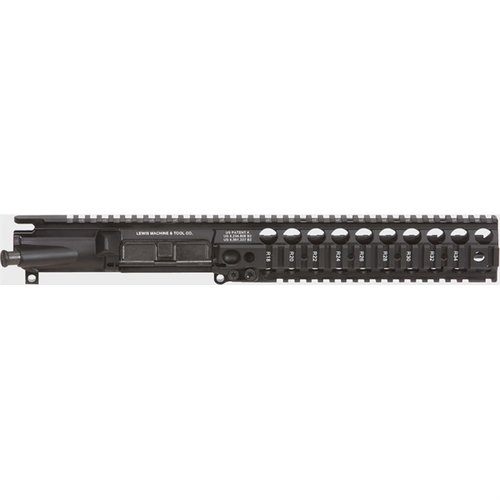 L'MRP-L QUAD 5.56MM offre un design monolitico in alluminio, sistema di bloccaggio proprietario e 5 attacchi QD, ideale per canne da 10.5" a 18".