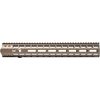 Le maniglie M-LOK Enhanced di Aero Precision offrono un design free float leggero, compatibilità con gas block e un sistema modulare avanzato per il tuo M5 .308.