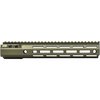 L'handguard MOD 4 di Aero Precision in alluminio 6061-T6 offre robustezza, design ergonomico, interfaccia M-LOK™ e installazione semplificata per un'ottima personalizzazione.