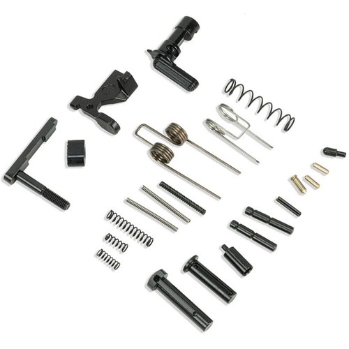 Il kit AR-15 LOWER PARTS BASIC BUILD KIT di KAK INDUSTRY è ideale per completare il tuo lower receiver, includendo tutti i componenti Mil-spec necessari.