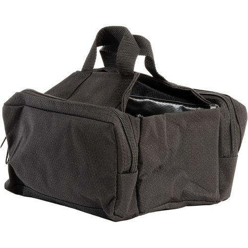 Il TEAM SERIES FOUR-BOX SHELL CARRIER di BOB ALLEN è realizzato in nylon ripstop, può contenere fino a quattro scatole di cartucce e si ripiega per una facile conservazione.