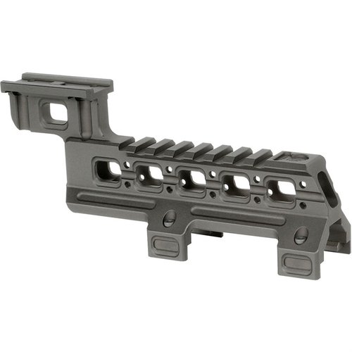 Monta facilmente un red dot e un laser sul tuo HK MP5/MP5K con il mount Midwest Industries, progettato per prestazioni elevate e compatibilità ottimale.