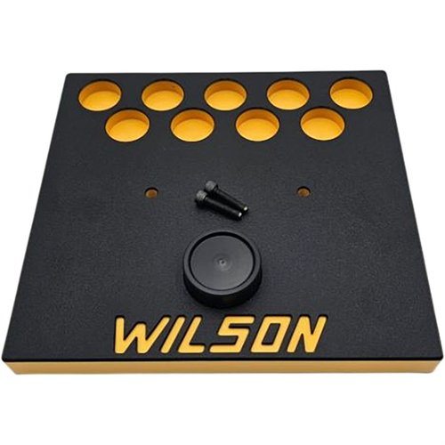 La piattaforma L.E. WILSON tiene 9 case, offre spazio di stoccaggio efficiente, un blocco di battuta integrato e una costruzione durevole per un ricarico sicuro.