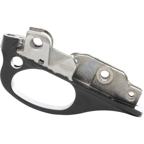 L'assemblaggio del trigger plate per Remington 552/572 offre una sostituzione OEM di alta qualità, con finitura nera lucida e configurazione di sicurezza per destri.