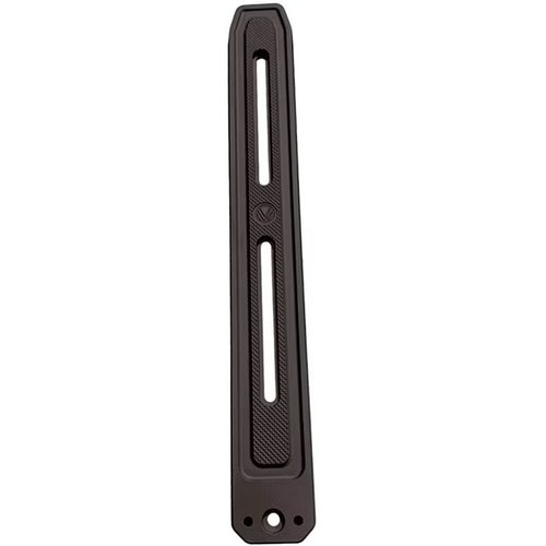 Il TRS 12” ARCA Rail offre un'interfaccia di precisione per fucili, compatibile con bipod e tripod, con design low-profile e costruzione in alluminio robusto.
