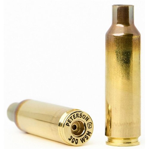 La cartuccia in ottone 300 WSM di Peterson offre precisione, durata e uniformità, con pareti uniformi e fori di accensione precisi per prestazioni affidabili.