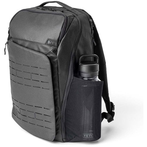 Zaino ACHRO™ 30L EDC con design Low-Vis, scomparto per armi, accesso rapido, tasche organizzative e materiali resistenti agli agenti atmosferici.