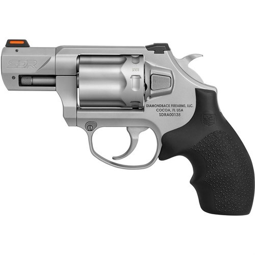 Il revolver SDR 9MM +P di Diamondback offre affidabilità, un design compatto, una canna da 2" e un'azione SA/DA per una difesa personale sicura.