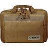 Il TPC TWO PISTOL CARRIER offre protezione e organizzazione per due pistole, con divisori imbottiti, spazio per caricatori e materiale in nylon balistico 600 Denier.