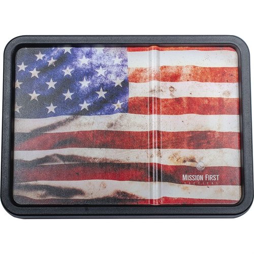 I DUMP TRAYS MISSION FIRST TACTICAL offrono uno spazio pratico per riporre gli oggetti EDC, con resistenza a graffi e sostanze chimiche, facili da pulire.