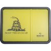 I DUMP TRAYS MISSION FIRST TACTICAL offrono un'area conveniente per riporre i tuoi EDC, con resistenza a graffi e sostanze chimiche, facili da pulire e con fondo antiscivolo.