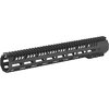 Il sistema TEKKO Free Float M-LOK per AR-15 offre un'installazione facile, un'ottima modularità e un design in alluminio leggero, ideale per accessori e montaggi.