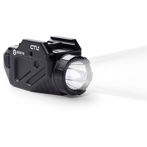Il CTL+ di VIRIDIAN offre 1.100 lumen, 59.000 candela e una portata di 486 metri, con resistenza all'acqua IPX6 e batteria ricaricabile per prestazioni durature.
