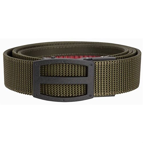 La Nexbelt Titan Ratchet Belt offre durata eccezionale, adattamento preciso e comfort micro-regolabile, ideale per il trasporto e l'uso quotidiano.