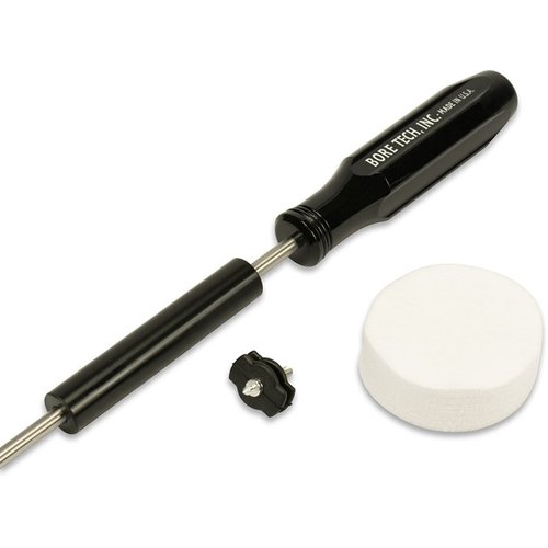 Il BOLT ACTION CLEANING KIT di BORE TECH offre una pulizia meticolosa della camera e dell'azione del fucile, con un wiper in gomma brevettato per risultati rapidi.