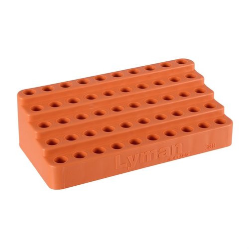 I Lyman Bleacher Loading Blocks facilitano il ricaricare, con un design inclinato che consente di estrarre facilmente 50 bossoli .308 Win. in resistente polimero.