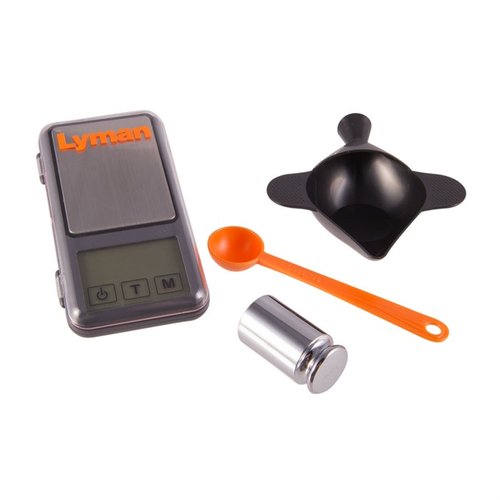 La Lyman Pocket Touch Digital Scale Set è un'accurata bilancia compatta, con pan, peso di calibrazione e cucchiaio per polvere, perfetta per ricaricatori.