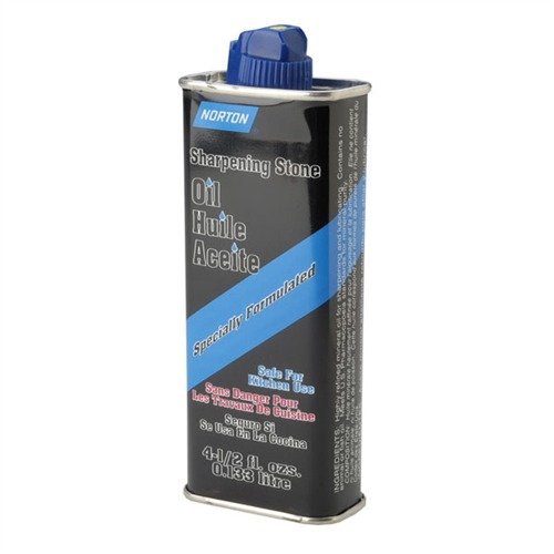 L'olio per affilatura Norton garantisce una lavorazione più veloce e migliore di coltelli e strumenti, mantenendo le pietre affilatrici libere da particelle metalliche.