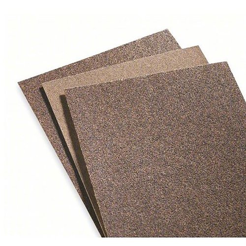 Le fogli abrasive in carta rivestita di ossido di alluminio P220 di Norton offrono una superficie di levigatura di alta qualità, ideali per rifinire e preparare le superfici.