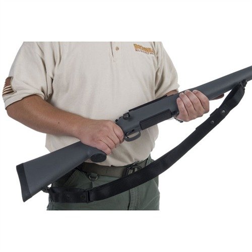 Il SUPER SLING® offre un'aggiustabilità istantanea e con una sola mano, senza ganci o fibbie, realizzato in nylon mil-spec resistente a muffe e rottura.