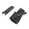 Grips avvolgenti in neoprene, con checkering sul front strap, offrono una presa antiscivolo per destri e mancini, senza modifiche all'arma.