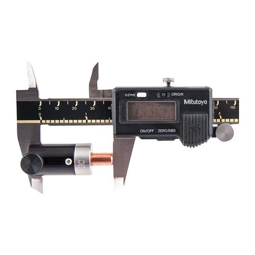 Il Sinclair Comparator è uno strumento eccellente per ordinare i proiettili per lunghezza, garantendo misurazioni precise grazie agli inserti in acciaio inox.