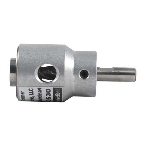 Il "World’s Finest Trimmer" consente di rifilare i casi in modo rapido ed efficiente, utilizzando un trapano elettrico, con una costruzione durevole in alluminio e acciaio inox.