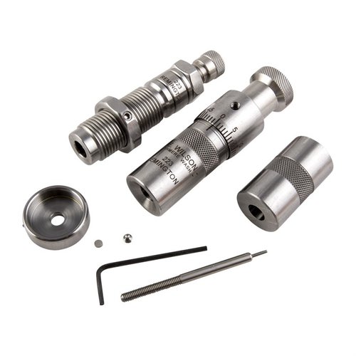 Il kit di die L.E. Wilson offre un die di ridimensionamento bushing, un die di caricamento e un calibro per la lunghezza del bossolo per ricariche precise e costanti.