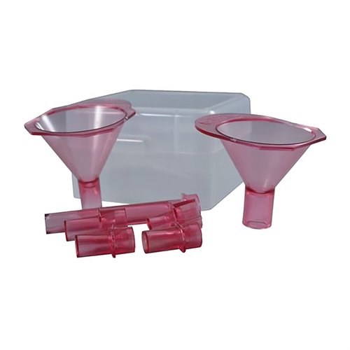 Il FUNNEL KIT di MEC RELOADING consente di versare facilmente la polvere dal piatto della bilancia nella cartuccia, includendo due imbuti e cinque tubi di diverse dimensioni.