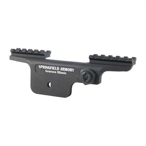 Il SCOPE MOUNT in alluminio, 4ª generazione, è progettato per il M1A e il .308, offrendo una stabilità superiore e un'installazione facile per migliorare la tua precisione.