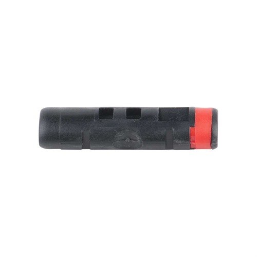 Il SAFETY BUTTON di BERETTA USA è progettato per adattarsi perfettamente al CX4 Storm, garantendo sicurezza e facilità d'uso durante le operazioni di tiro.