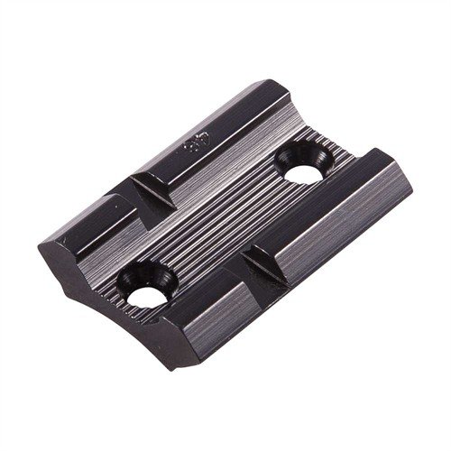 Le basi in alluminio leggero WEAVER si adattano a fucili, carabine e pistole, disponibili in set o singole, per una vasta gamma di modelli.