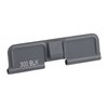 I coperchi di eiezione AR-15 di Wilson Combat, finiti in Black Armor-Tuff®, permettono di identificare rapidamente i ricevitori superiori per calibro.