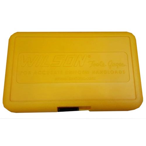 Organizza e proteggi i tuoi dies con la PLASTIC DIE STORAGE CASE di L.E. WILSON, che contiene 2 reloading dies e un case gauge L.E. Wilson.