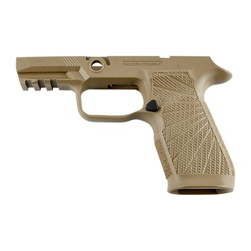 Rivoluziona la tua esperienza di tiro con il grip module WCP320 di Wilson Combat, migliorando il controllo del rinculo e la presa per un uso difensivo ottimale.