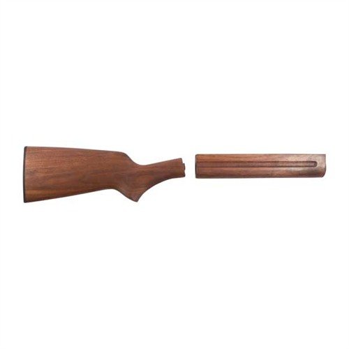 Set di calci e fore-end in noce per Browning A-5 12 gauge, pre-finito e quasi pronto all'installazione, offre resistenza agli agenti atmosferici e durata.