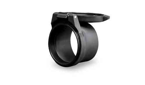 Il Defender Flip Cap di VORTEX protegge l'oculare del tuo ottica da polvere e umidità, garantendo una visione chiara e senza ostacoli in ogni situazione.